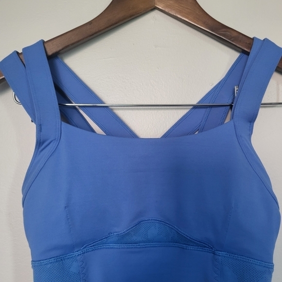 Lululemon Chaturanga Strappy Workout Top Blue Size 6 - Picture 5 of 14